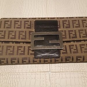 💋Fendi Zucca Canvas Continental Wallet Pre-loved